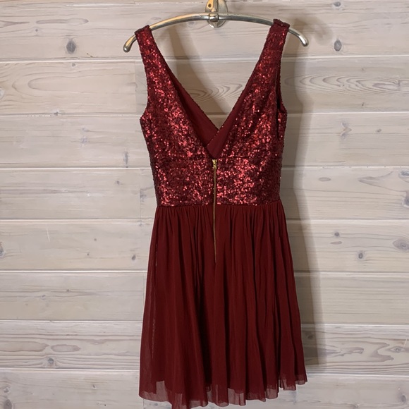 NWT Elise Ryan Sequin Dress - Picture 3 of 7